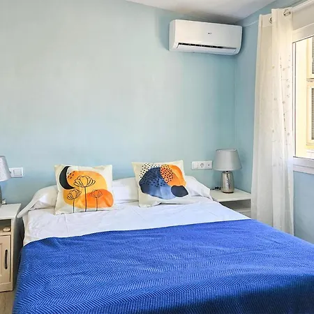 2 Bedroom Stunning In *