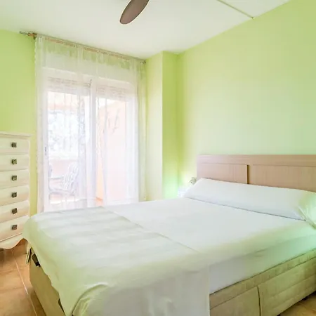 2 Bedroom Stunning In Apartment *