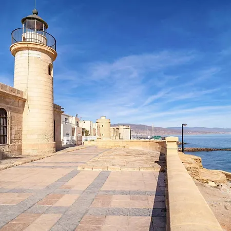 2 Bedroom Stunning In Apartment Roquetas de Mar